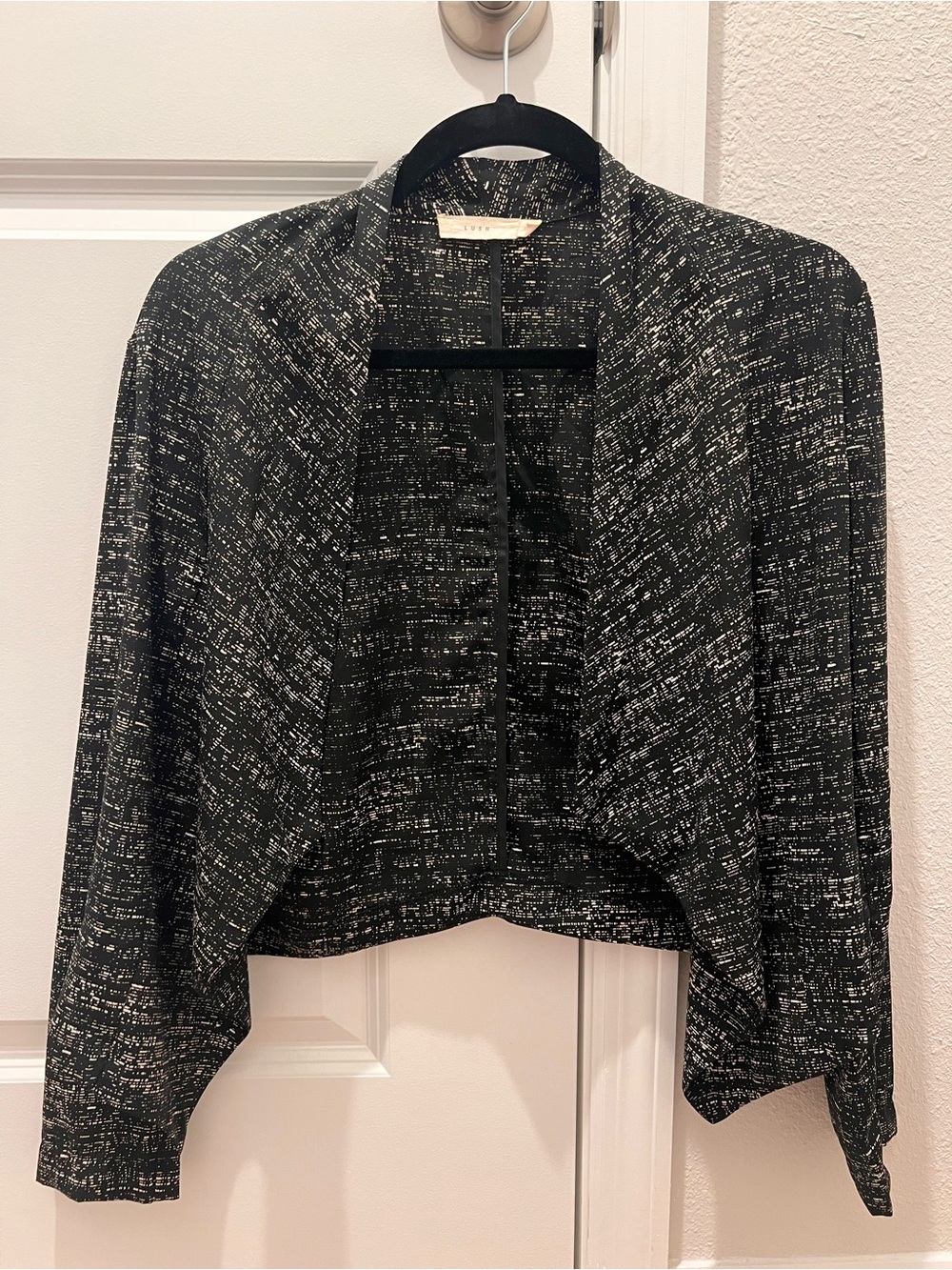 Lush Black & White Open Front Cropped Blazer - Size Small